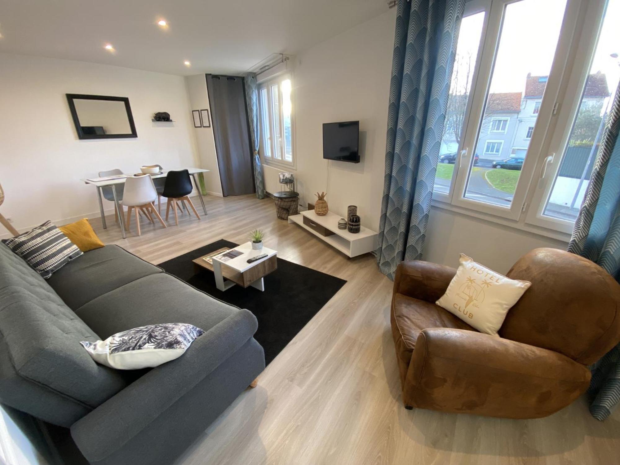 Les Halles Cote Jardin Apartment *